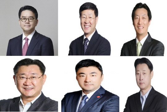 (윗줄 왼쪽부터)강희석 이마트 대표 겸 SSG닷컴 대표, 김성영 이마트에브리데이 대표, 김장욱 이마트24 대표, (아랫줄 오른쪽부터)손정현 신세계아이앤씨 대표, 송현석 신세계푸드 대표, 이주희 신세계건설 레저부문 대표. <신세계그룹 제공>